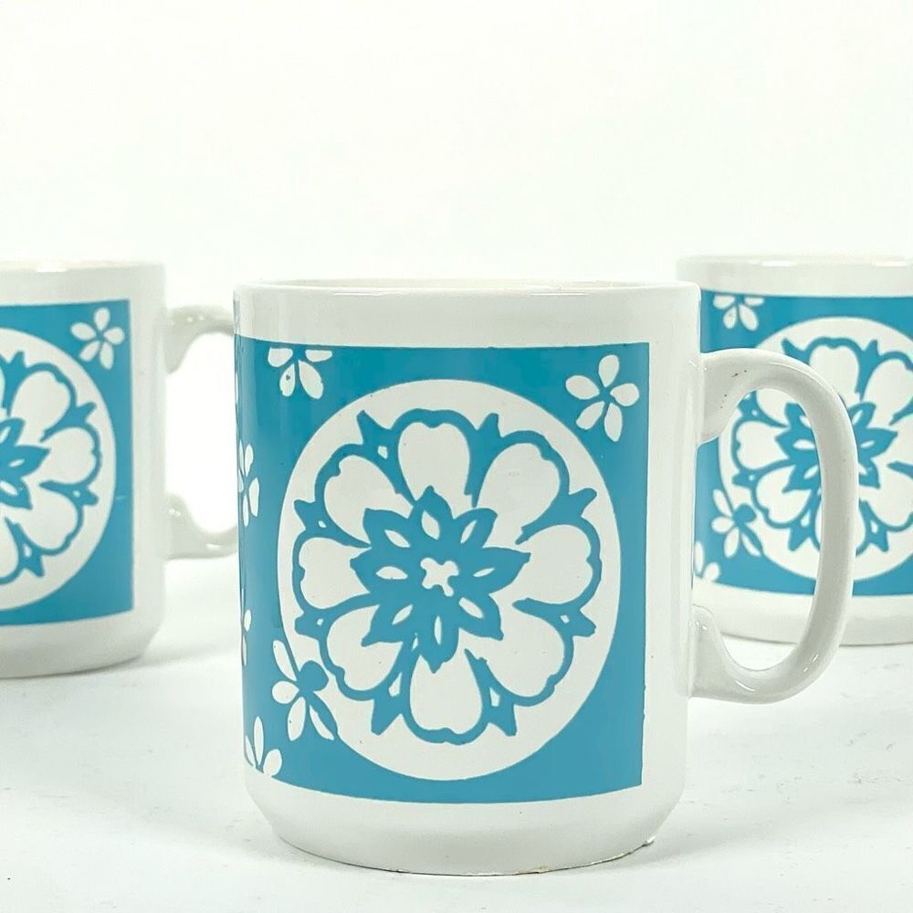 Lot of Three (3) Vintage CARTWRIGHTS & EDWARDS Ironstone Coffee Mugs‎ England